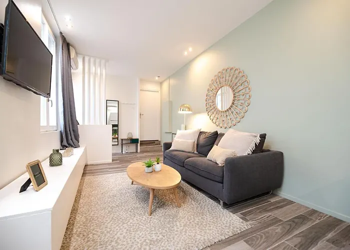 Lovely In Center - Ac Apartman Párizs